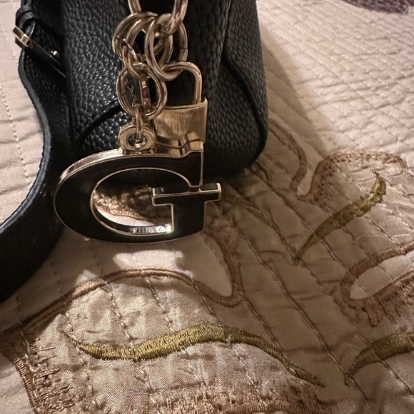 Guess Alesia Girlfriend Crossbody - Picture 2 of 9
